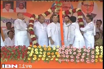 Rahul Gandhi writes to PM, demands special status for Andhra