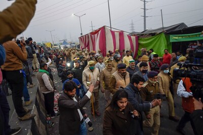 As Authorities Ordered to Clear Sites of Farmers' Protests, BKU's Tikait Brothers Disagree Over Next Move