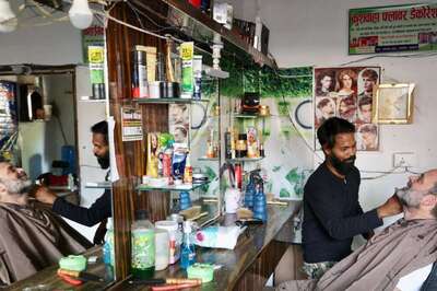 Rahul Gandhi Sends a Gift to Raebareli Barber Who Trimmed His Beard During Poll Campaign