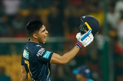 'Truly The Heir of Indian Batting': Cricket World Bows Down to Sensational Shubman Gill After Classy Century Against RCB