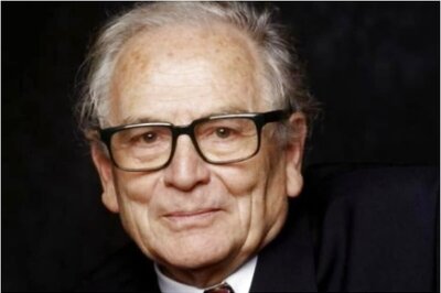 French Fashion Designer Pierre Cardin Dies at 98