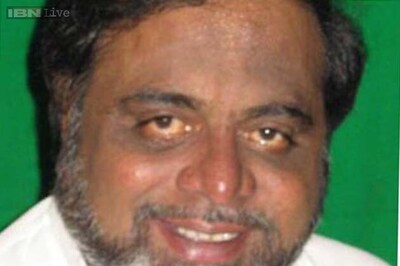 Congress Minister Ambareesh caught kissing a girl, may offer BJP a way out of Priyanka photo row