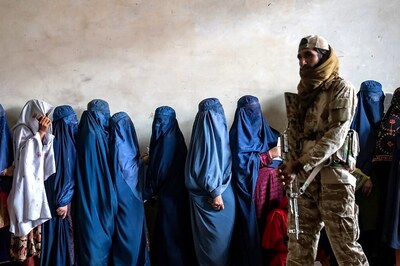 Taliban Imposes Severe New Restrictions on Afghan Women, Enforcing Face Veils And Public Silence