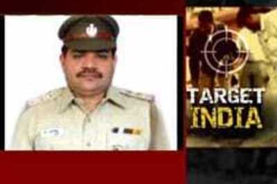 Delhi gunbattle hero Mohan Sharma succumbs to injury