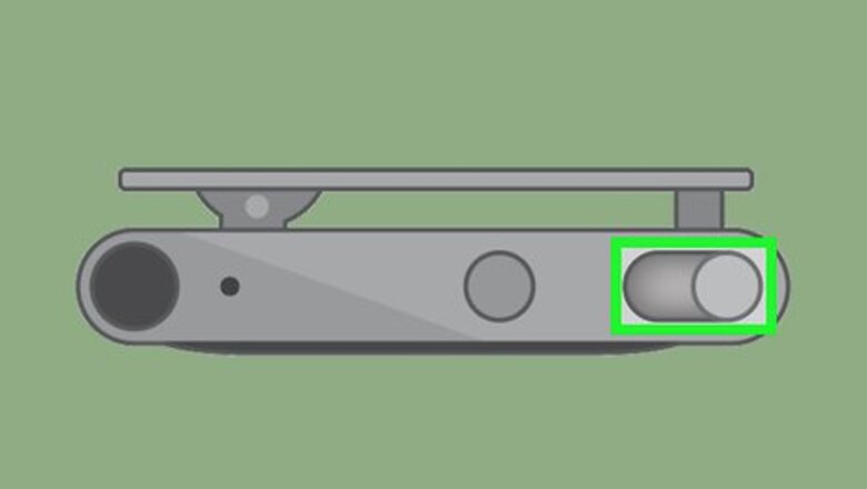 How to Charge an iPod Shuffle
