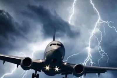 What Really Happens To The Human Body During Flight Turbulence