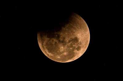 Lunar Eclipse 2021: When Chandra Grahan Will Peak and Where to Watch it Online in India