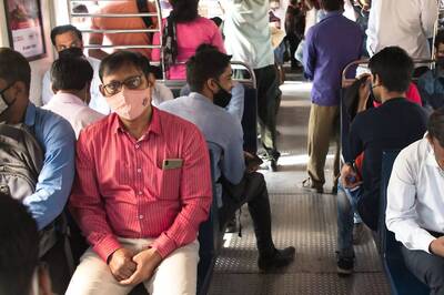 'No Scope of Choice': Maharashtra Govt Faces HC Ire as it Makes Full Vaccination Must on Public Transport