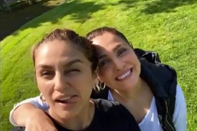 'It's Humzamania': Lara Dutta, Huma Qureshi Get Goofy on 'BellBottom' Set