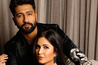 Katrina Kaif, Vicky Kaushal Oblige Fan with Selfie During Their Day Out In Manhattan; See Pic