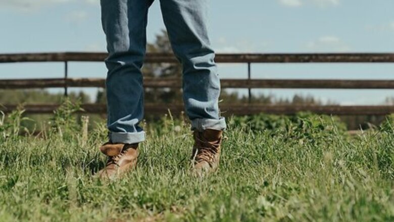 How to Clean Muddy Shoes