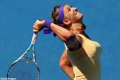 Azarenka blanks Vesnina to reach quarters