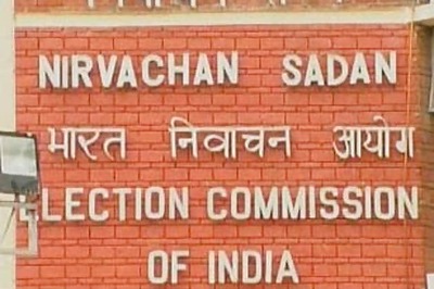 Huge cash movement in poll-bound states: EC