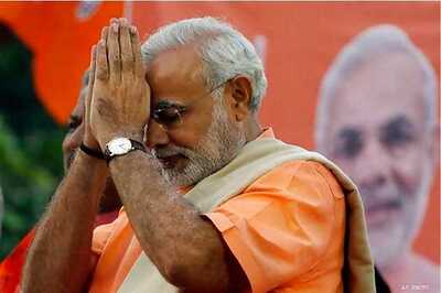 Congress leader writes to Modi offering to take care of his mother