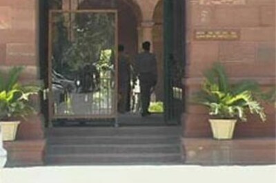 Two arrested with live bullets in North Block