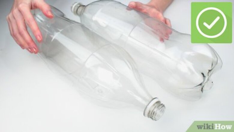 How to Make Cherry Blossom Art Using the Bottom of a Soda Bottle