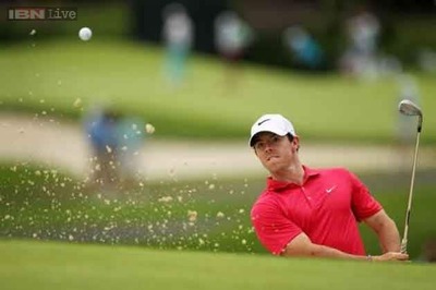McIlroy gives himself a shot with some Barclays practice