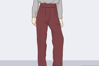 How to Wear Maroon Pants