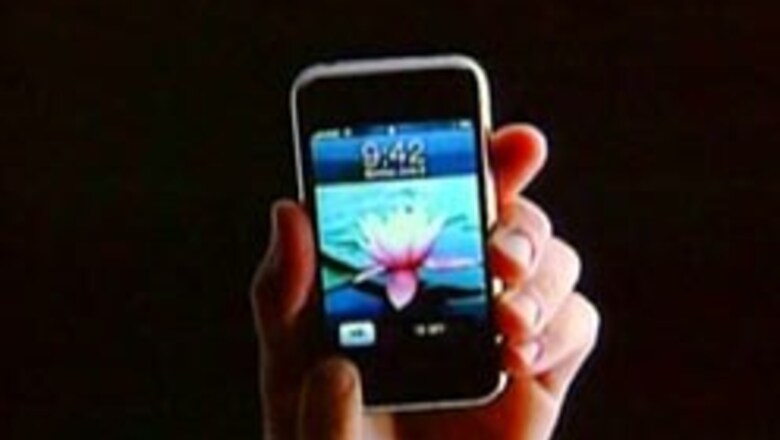 Man held for sending lewd messages to top actresses