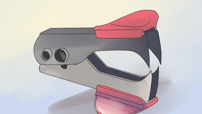How to Remove Staples