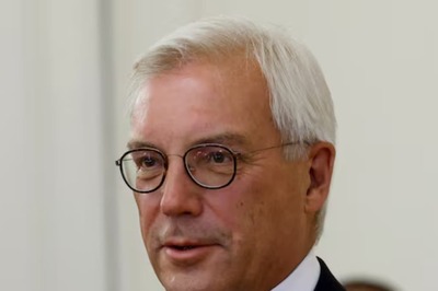 Russia says Emergency Hotlines with US and NATO Remain as Nuclear Risks Rise