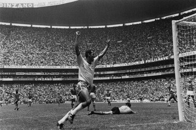 Carlos Alberto Torres - Remembering the Brazilian Football Legend