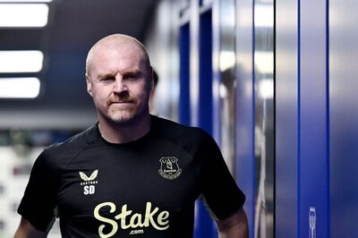 Everton's Sean Dyche Has Only 14 Players for Spurs Clash, Says May Have to Sell Dominic Calvert-Lewin