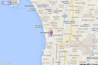 Juhu: Fire breaks out in residential complex, no casualties
