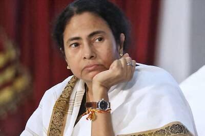Mamata Banerjee leaves for Delhi setting off political buzz