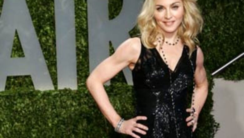 Pop star Madonna fell off horse, hospitalised