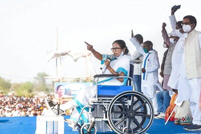 Calling PM Modi a Liar, Mamata Says Won't Allow NRC and NPR in Bengal if She Returns to Power