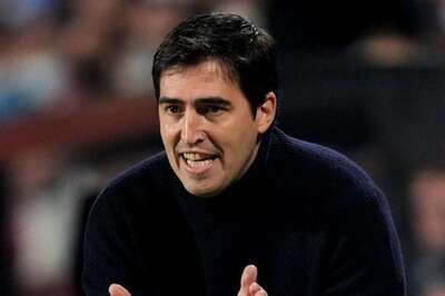 Rayo Vallecano Boss Andoni Iraola Refuses to Defend Gang-rape Comments Made by Women's Team Coach