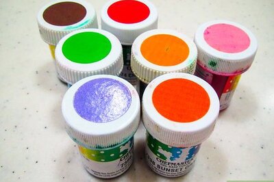 How to Add Color to Gum Paste