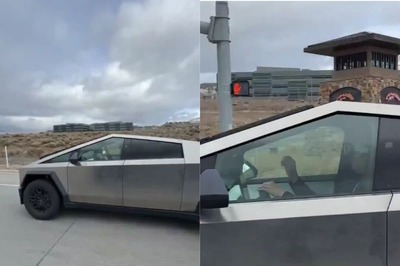 Viral Videos of Tesla Drivers Wearing VR Headsets Raises Concerns for US Government
