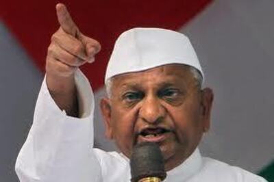 Hazare accuses trust of receiving donations in his name