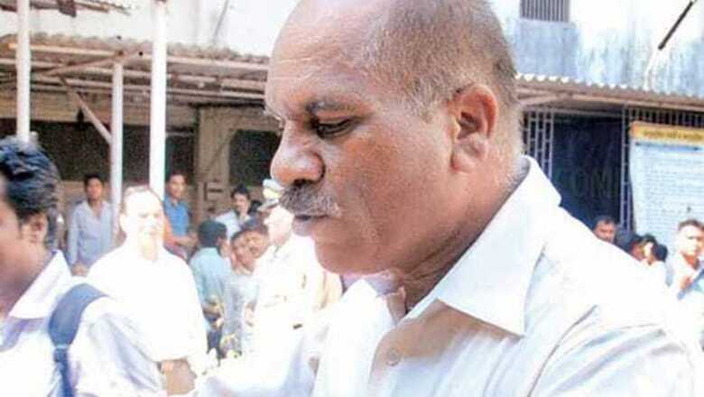 Sena supports Dhoble's eviction drive against hawkers
