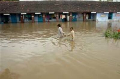 Stranded kids rescued from Guj school