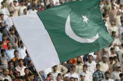 Pak denies firing rockets into Indian territory