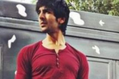 Kartik Aaryan is Waiting for His Covid-19 Test Result