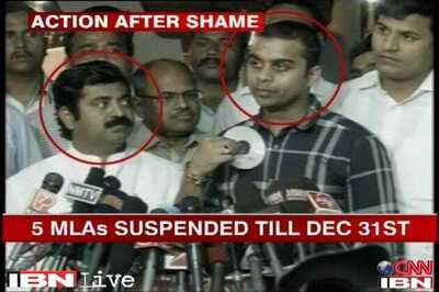 Maharashtra: 2 MLAs who assaulted policeman sent to police custody