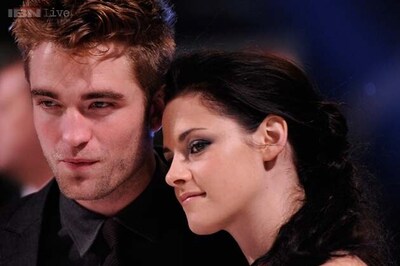 Robert Pattinson staying in ex-girlfriend Kristen Stewart's house after admitting he's homeless