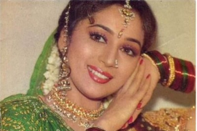 Madhuri Dixit Celebrates 27 Years of 'Anjaam', Calls It One of Her 'Memorable Films'