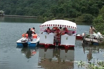 Kerala: Four tourists drown as houseboat capsizes