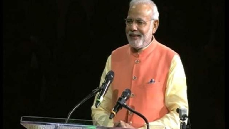 PM orders officials to clean toilets on Gandhi Jayanti