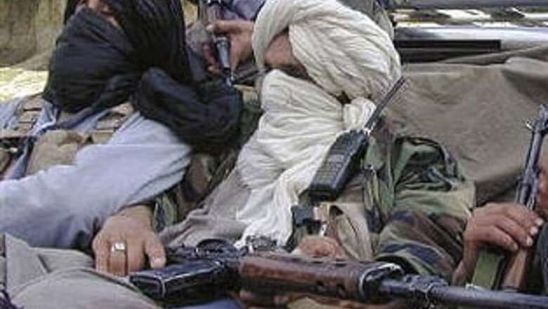 Under US pressure, Pak pounds Taliban bastions