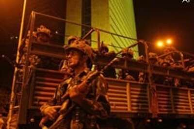 Terrorists cornered in Oberoi, Nariman House