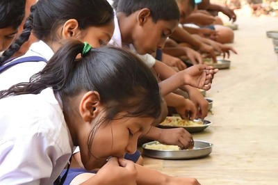 About 70 Students Taken Ill After Consuming Mid-day Meal in Delhi Govt School