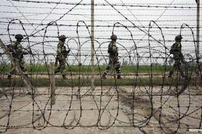 Islamabad: Indian envoy meets Advisor to Pakistan PM to discuss ceasefire violations