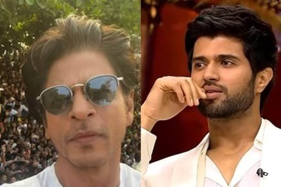 Shah Rukh Khan Clicks Selfie With Fans On Birthday; Vijay-Samantha's Kushi In Feb 2023