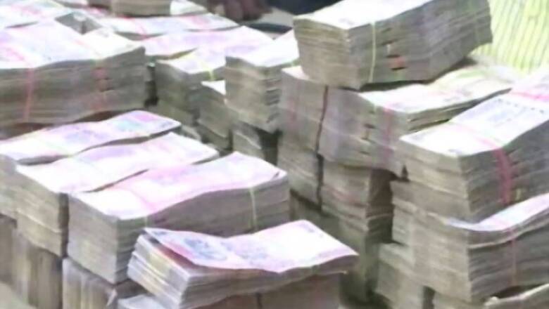 Post demonetisation, I-T Officials Seize Rs 250 Cr of Unaccounted Cash in Hyderabad